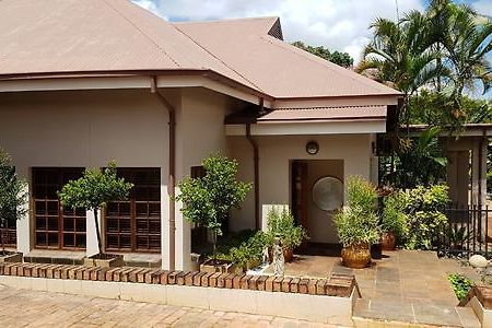 93 On Celliers Guesthouse Louis Trichardt Exteriör bild