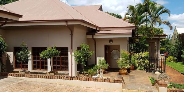 93 On Celliers Guesthouse Louis Trichardt Exteriör bild