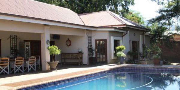 93 On Celliers Guesthouse Louis Trichardt Exteriör bild