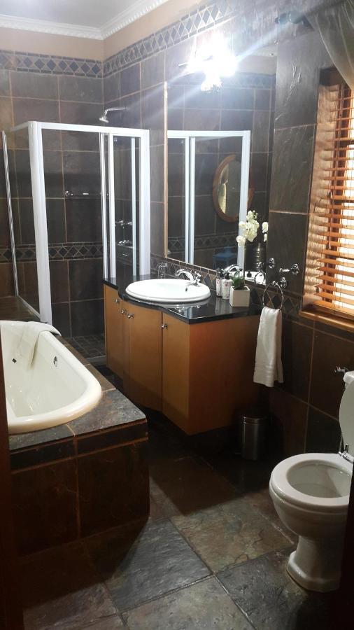 93 On Celliers Guesthouse Louis Trichardt Exteriör bild