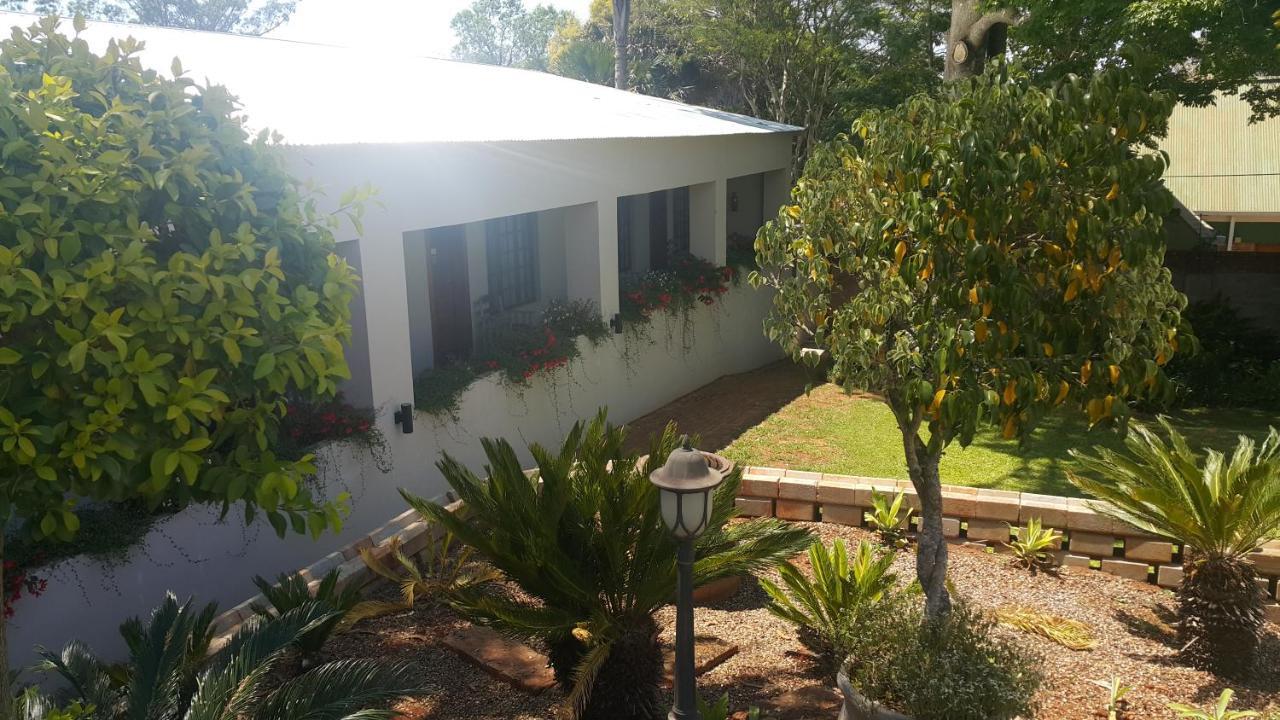 93 On Celliers Guesthouse Louis Trichardt Exteriör bild